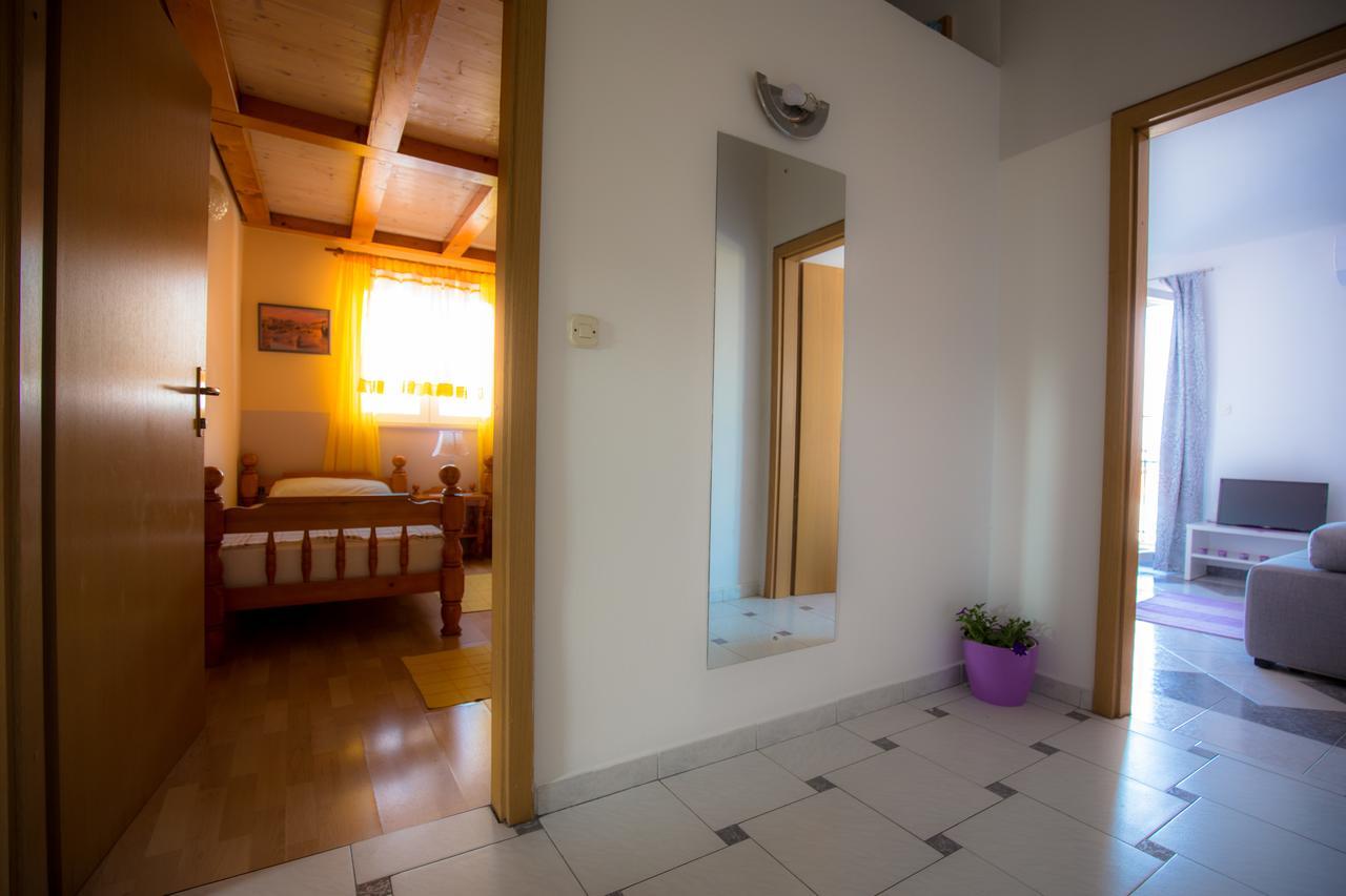 Apartment Family Vodice Exterior photo